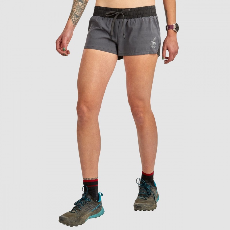 Ultimate Direction Stratus Short - Prior Year Camo Green | 938MPVQLW